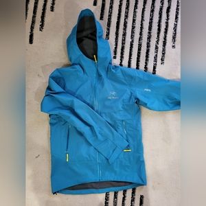 Unisex arcteryx beta sl
